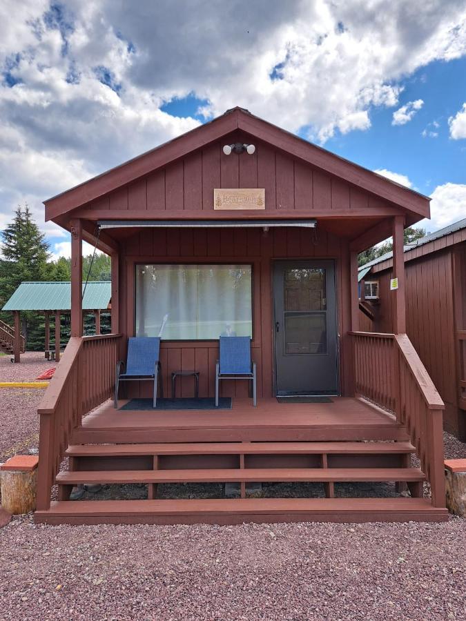 Sky Eco - Glacier General Store And Cabins Coram Ngoại thất bức ảnh